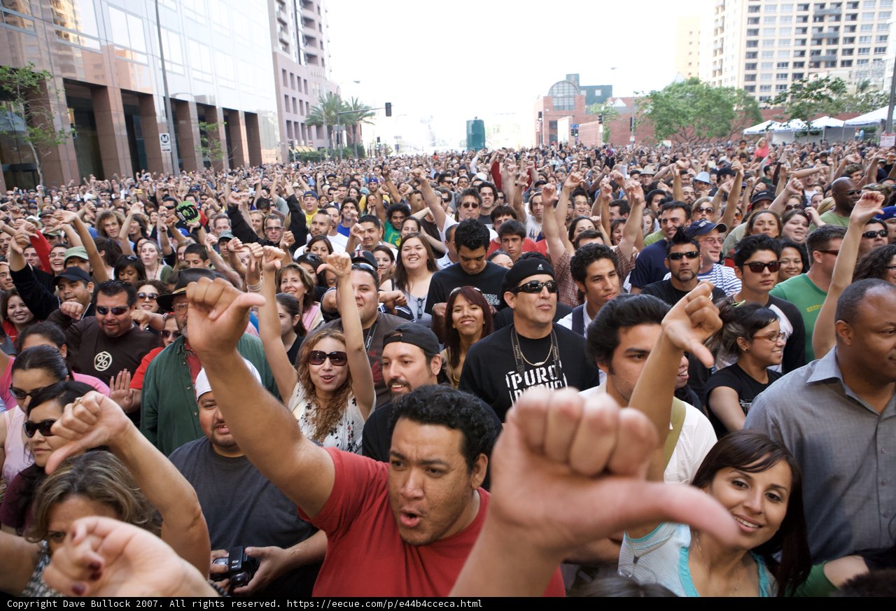 Grand Crowd at Ozomatli Performance