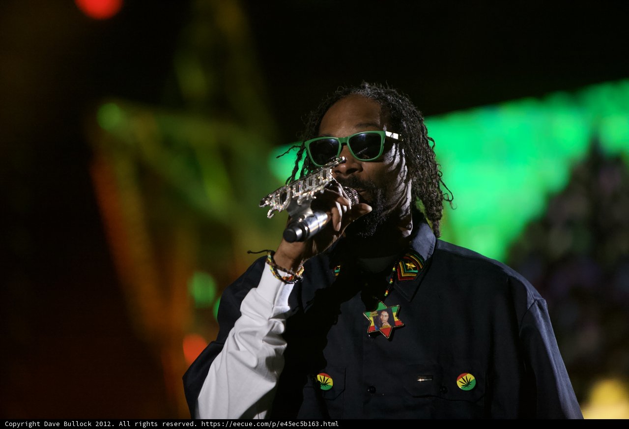Snoop Dogg Takes the Stage at Coachella 2012
