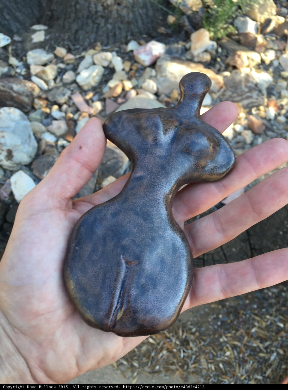 Statue in Hand