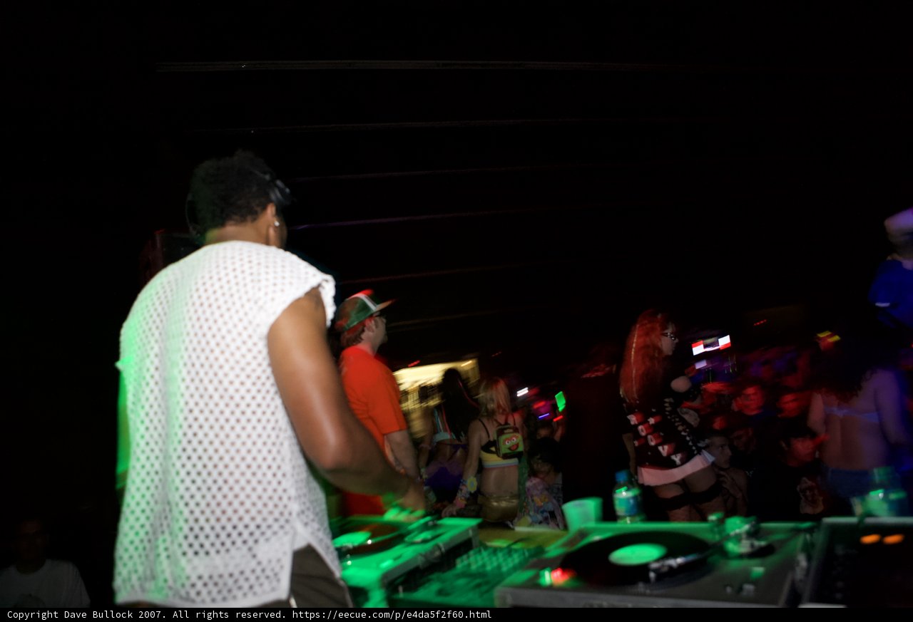 Groovy Nightclub DJ