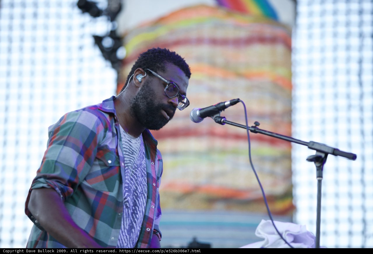 Tunde Adebimpe rocks Coachella with his keyboard skills