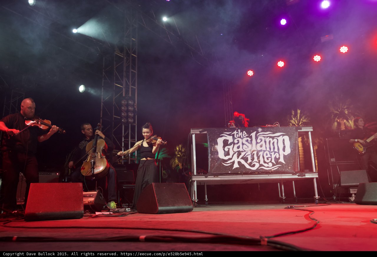 GLK Wide With Bassist