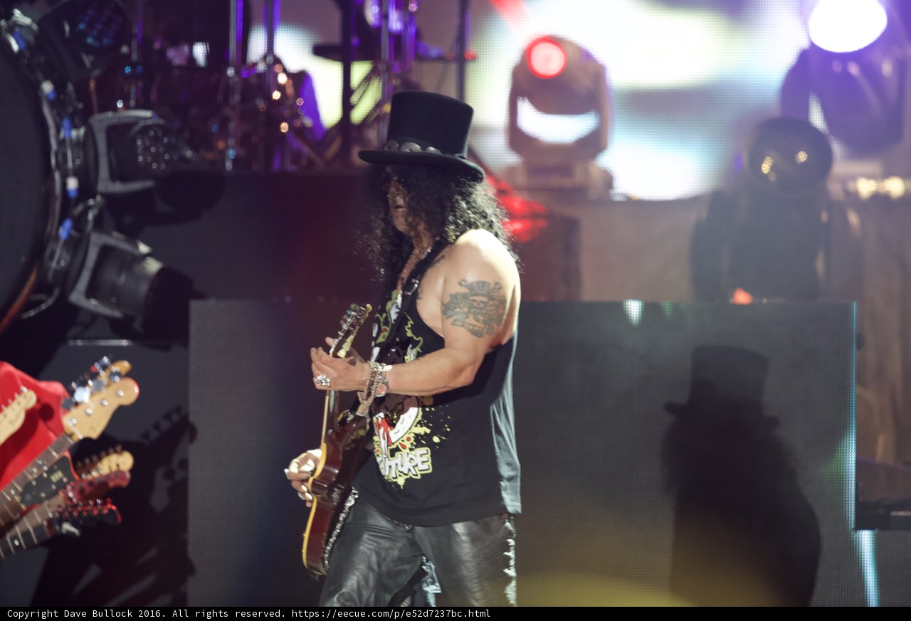 Slash Shreds at Coachella