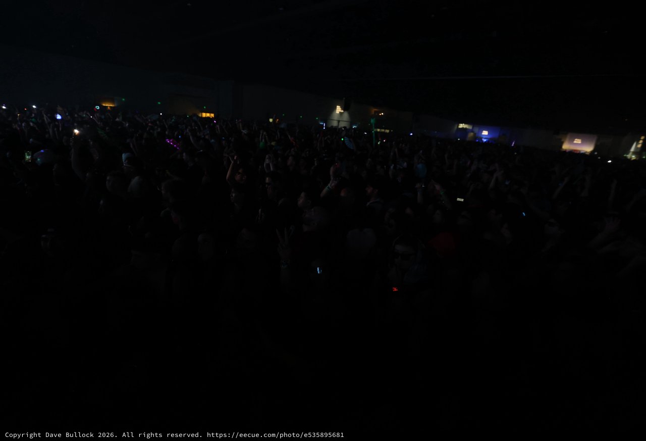 Massive Crowd Erupts at Wobbleland Festival 2026