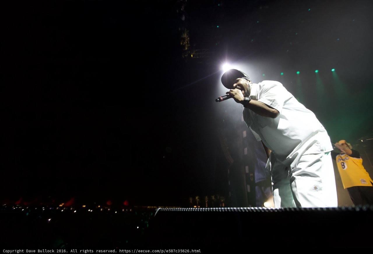 Live on Stage: The Entertainer