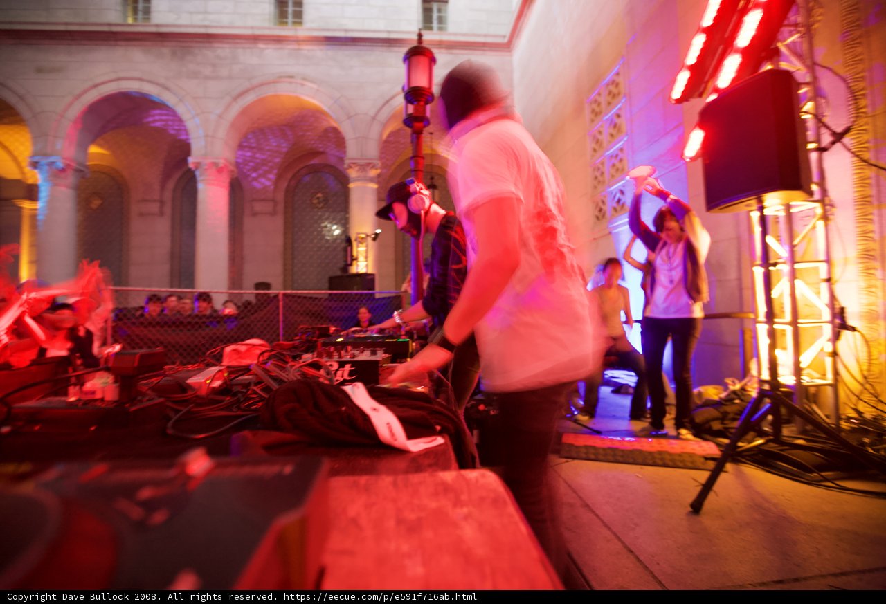 Urban DJ rocks the crowd