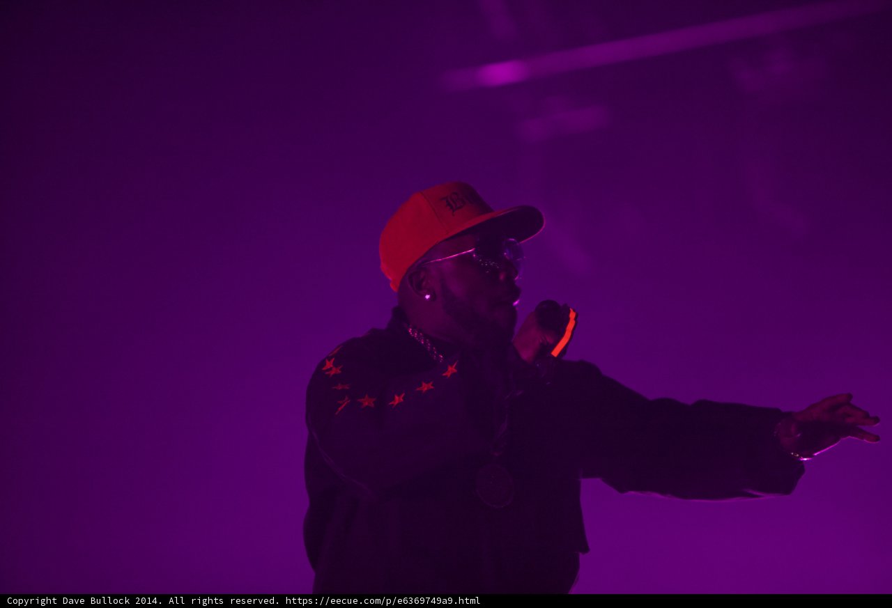 Solo Performance under the Spotlight