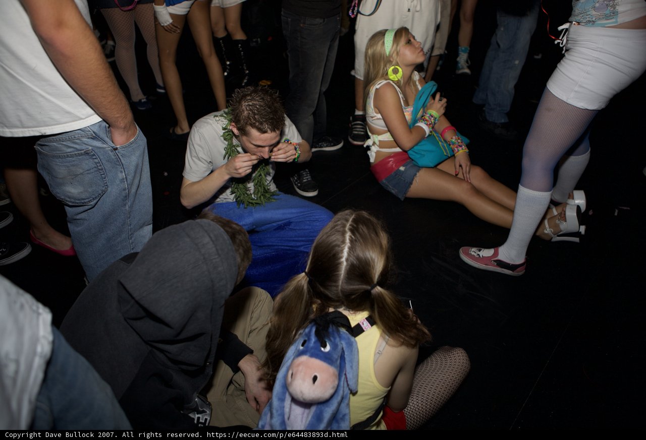 Floor gathering