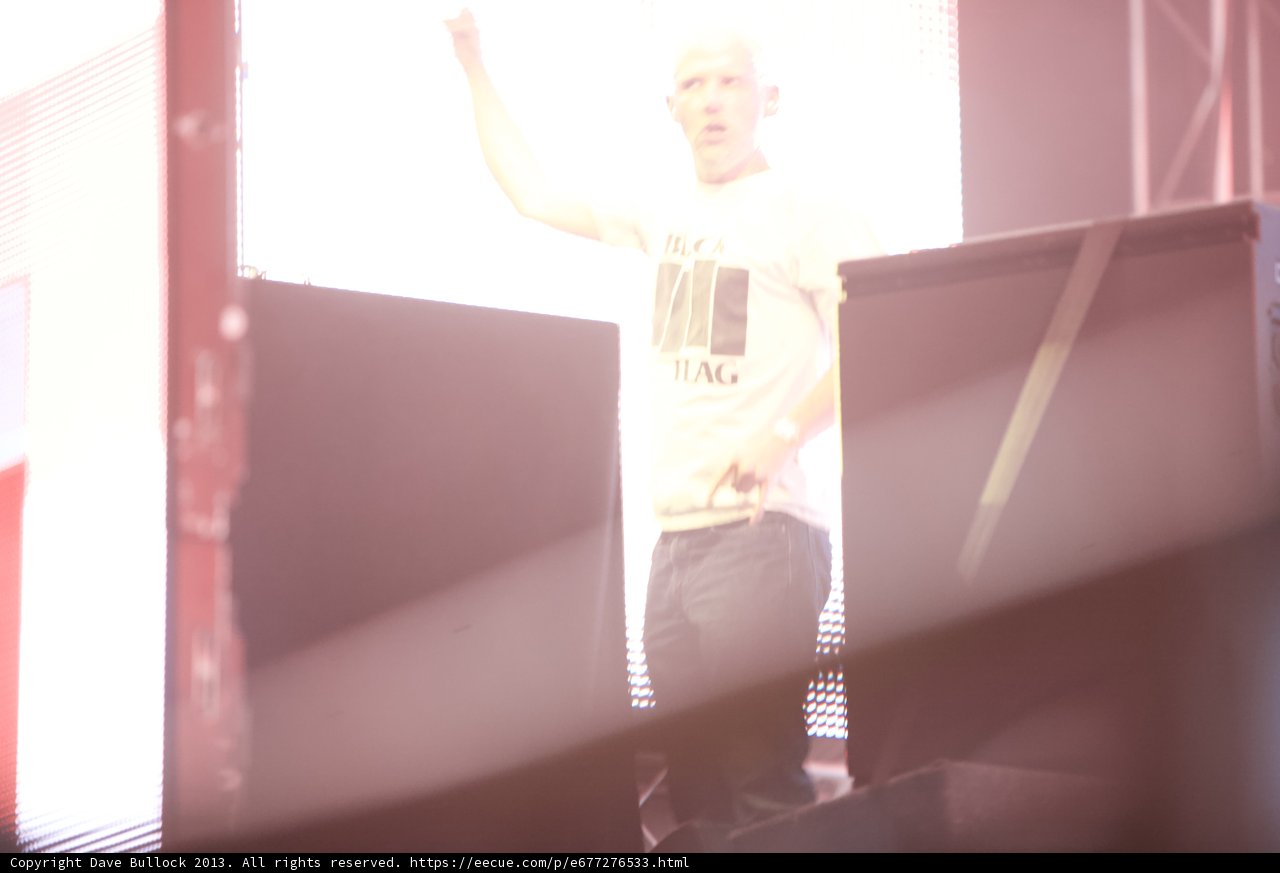 Carsten Ramelow electrifies the crowd at Coachella