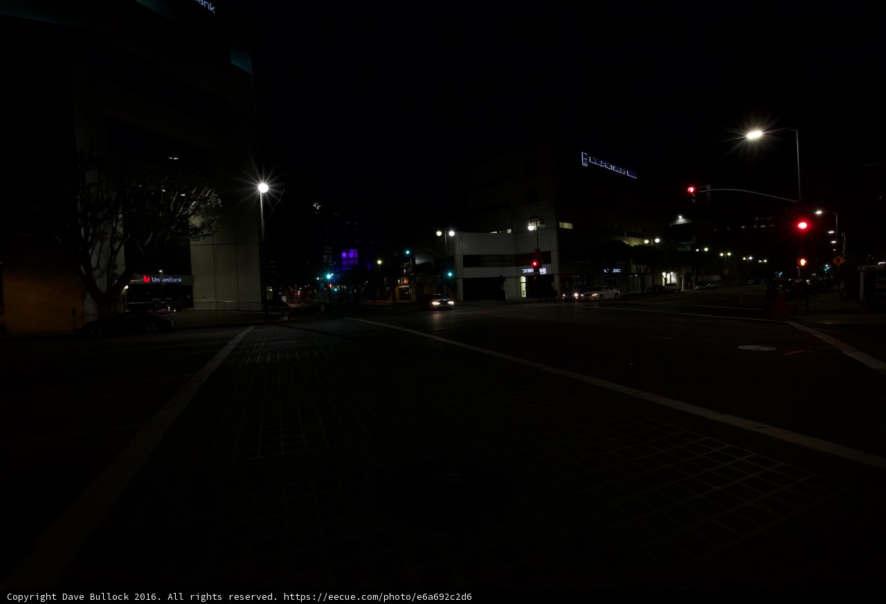 Nighttime Traffic in the Heart of the Metropolis
