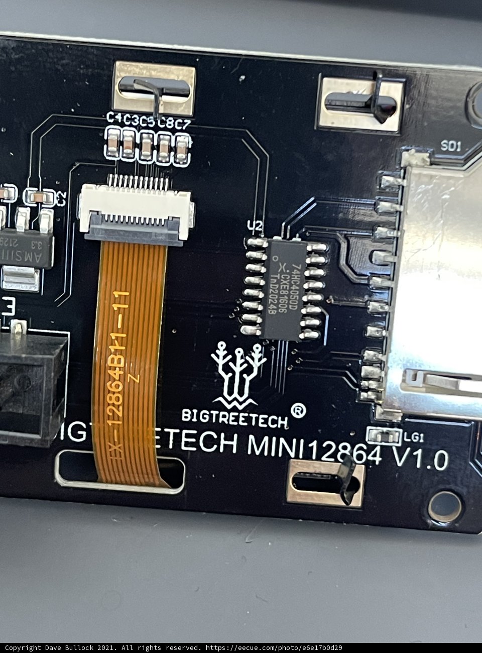 Compact Electronic Connector