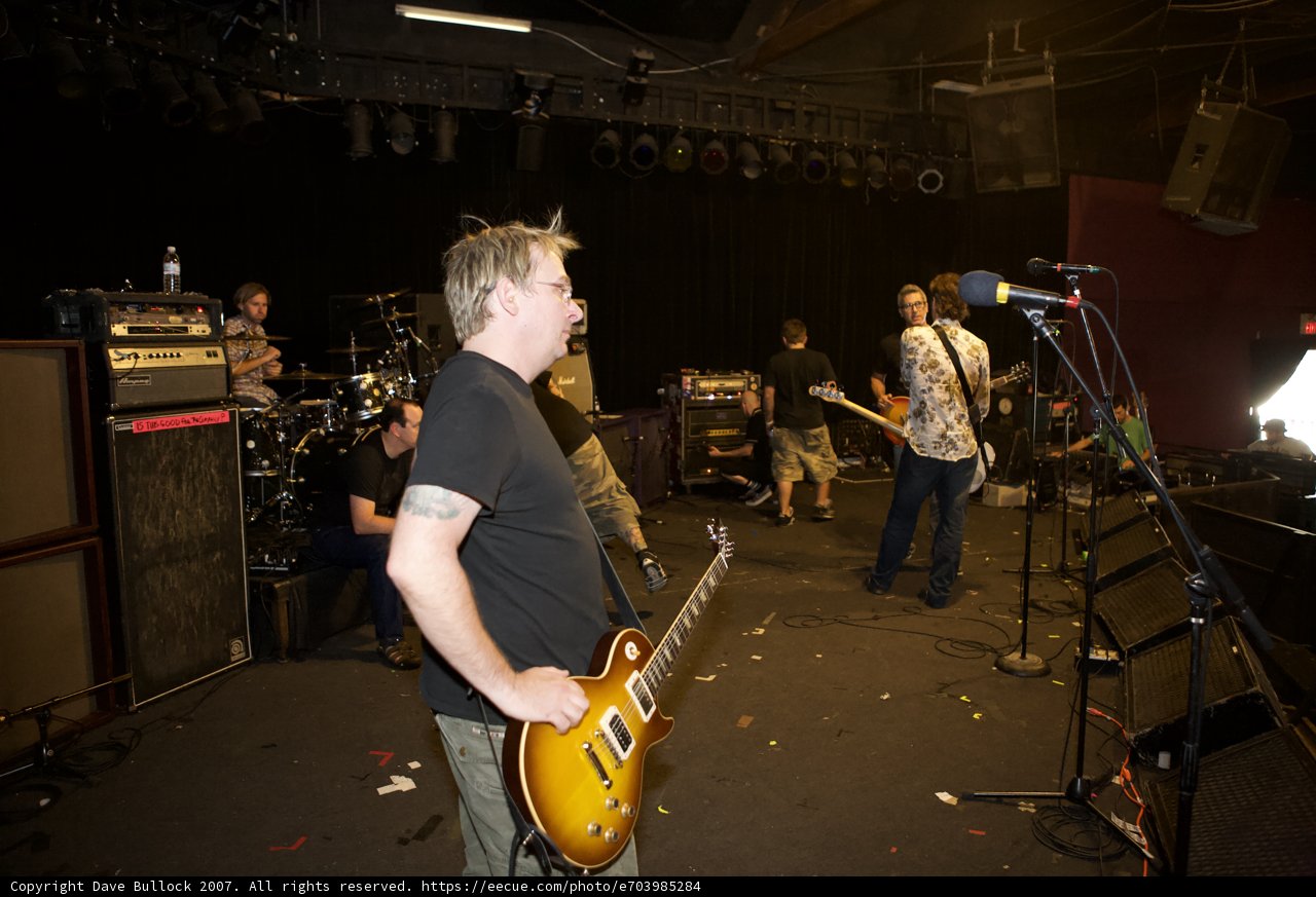 Bad Religion ignites the crowd with electrifying performance