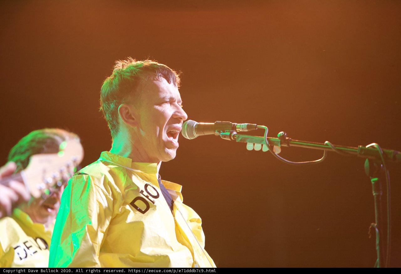 Bob Mothersbaugh: Singing His Heart Out at Coachella