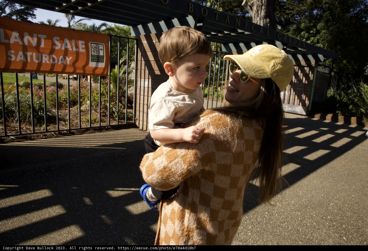 Precious Mother-Daughter Moment at Botanical Garden