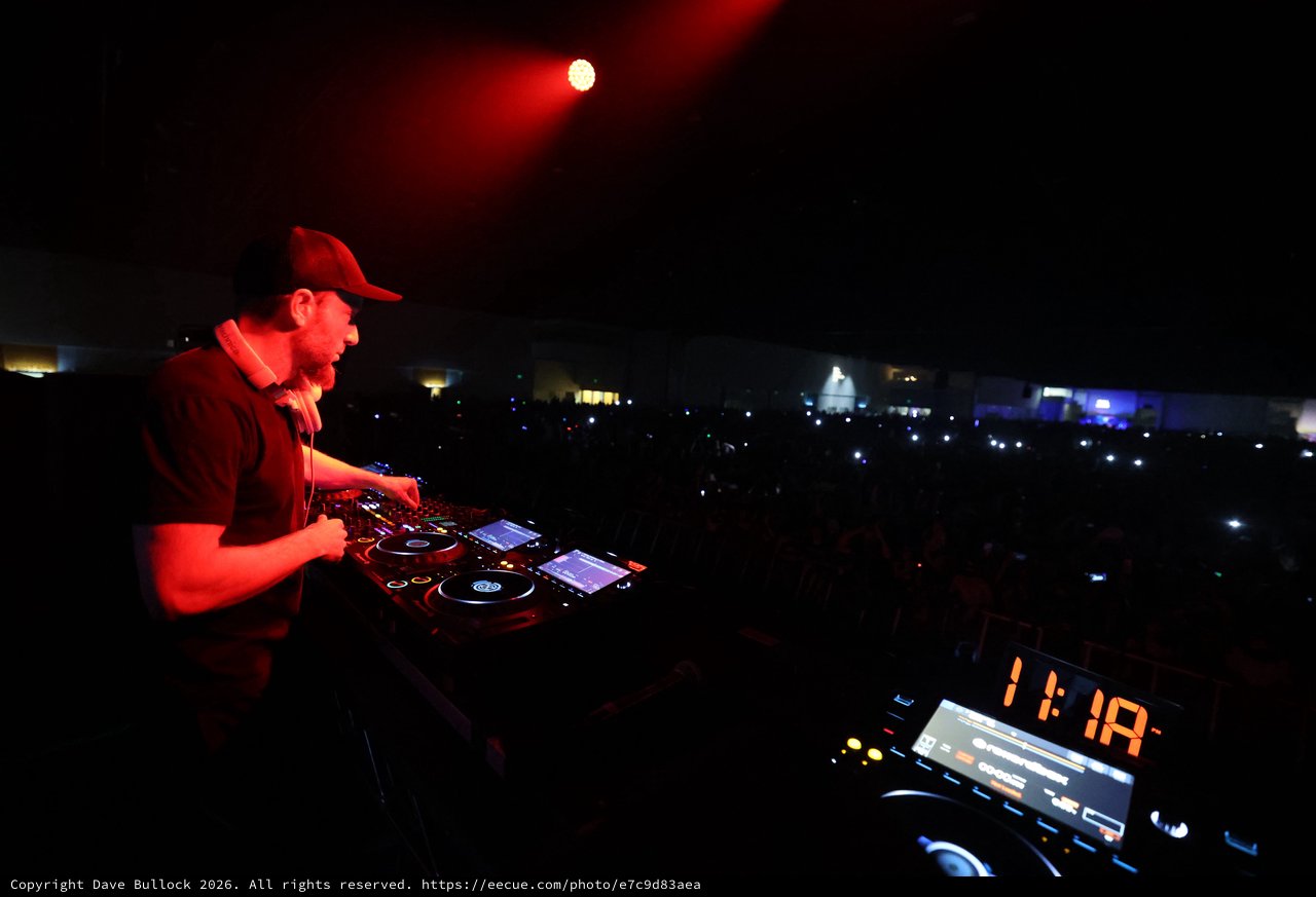 DJ Commands Massive Crowd at Wobbleland 2026