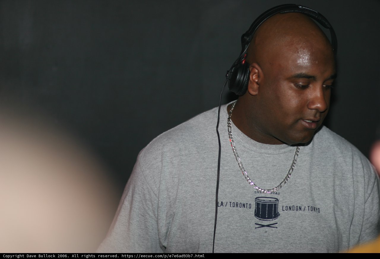 Grooving in Gray
