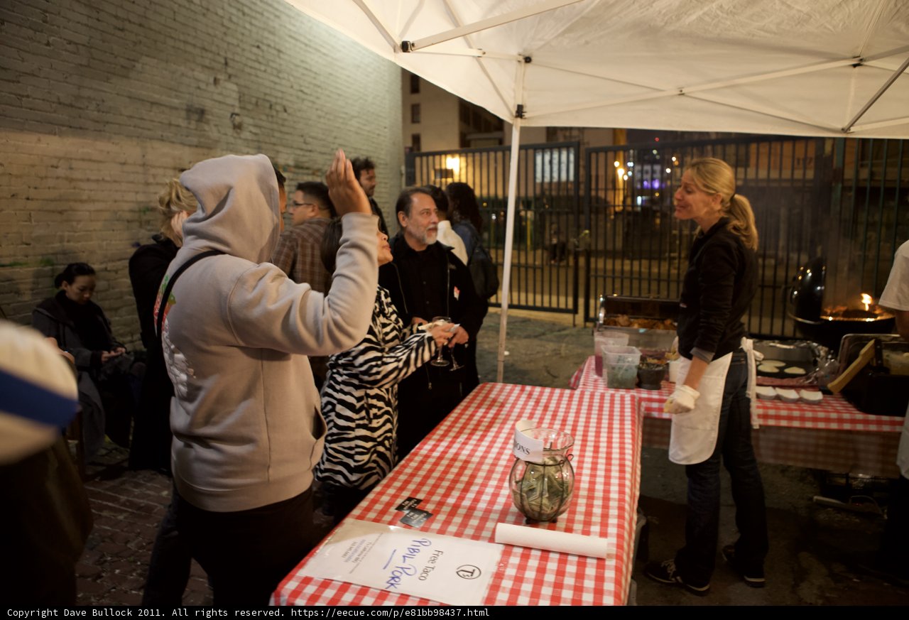 Plata Wine Party: Gathering Around the Table