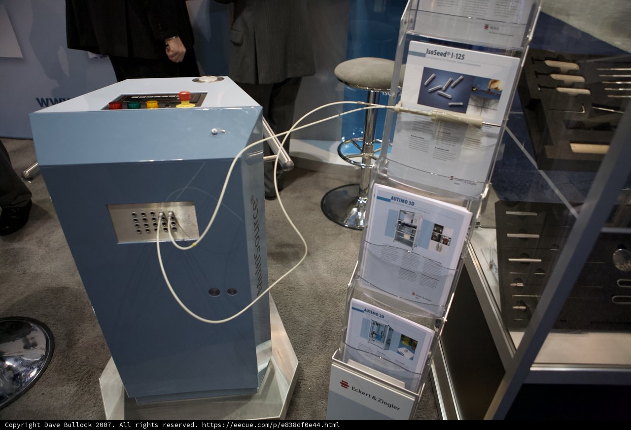 Innovative Electronic Display Setup