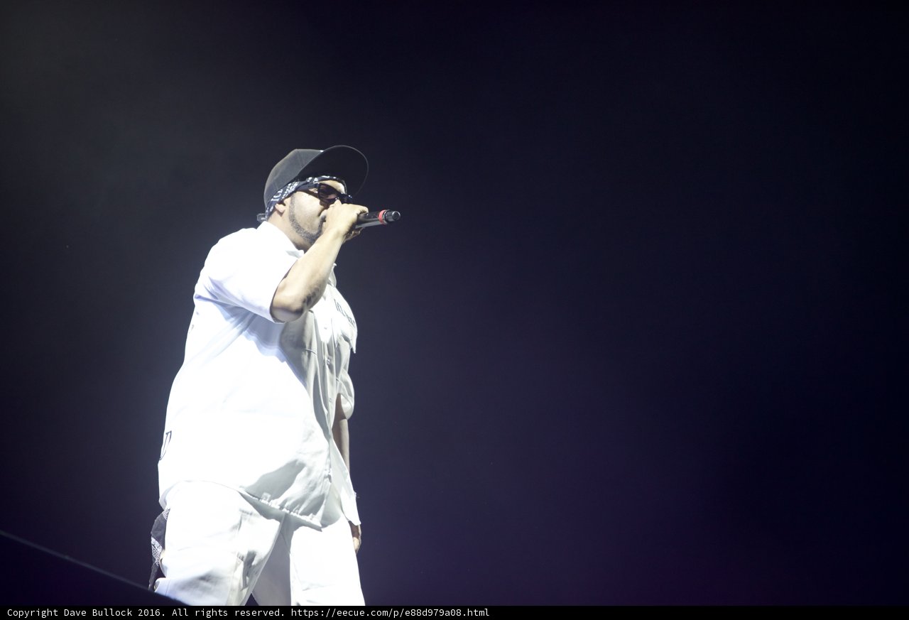 Solo Performance Under the Bright Lights