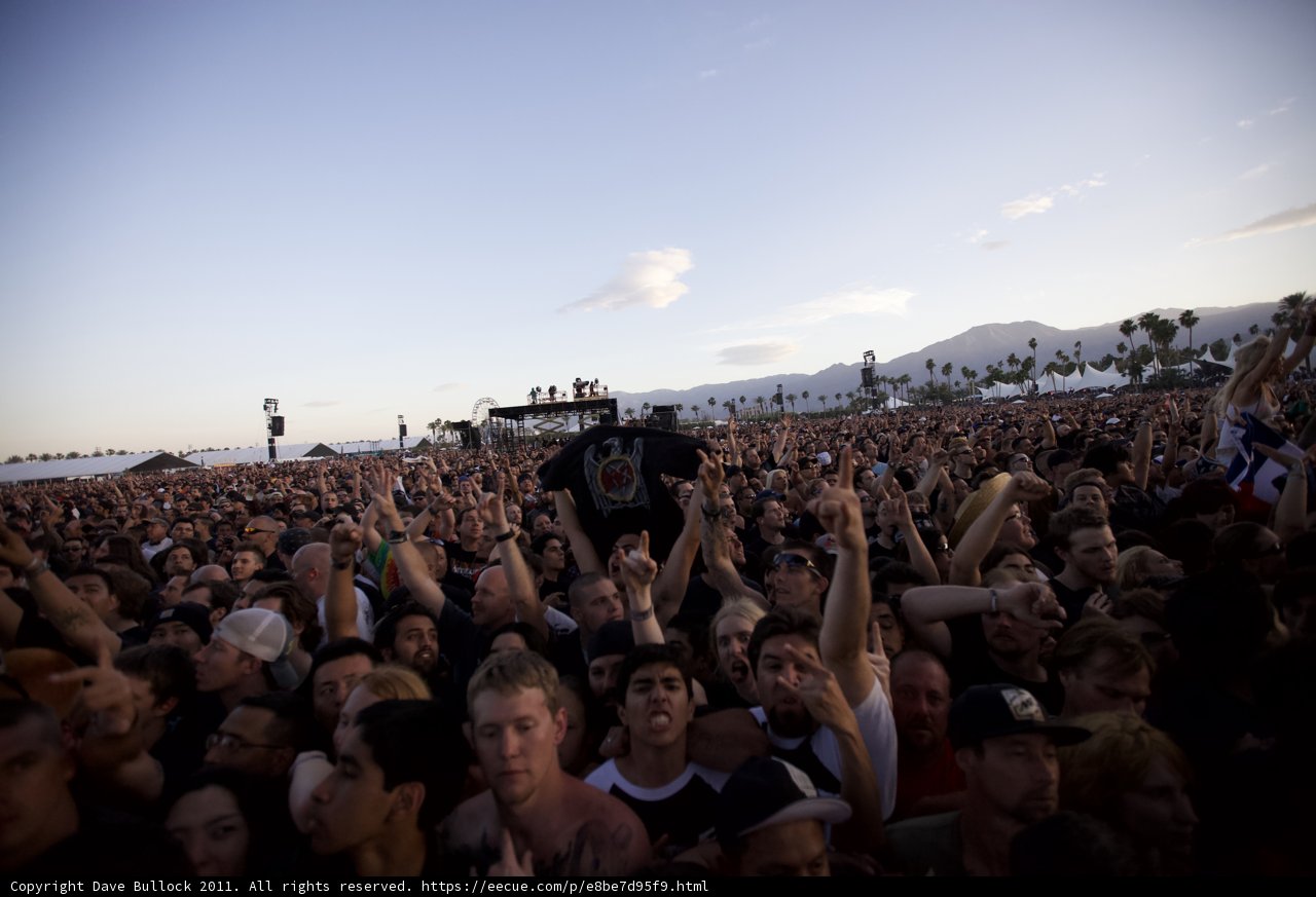 Big Four Festival Crowd Goes Wild