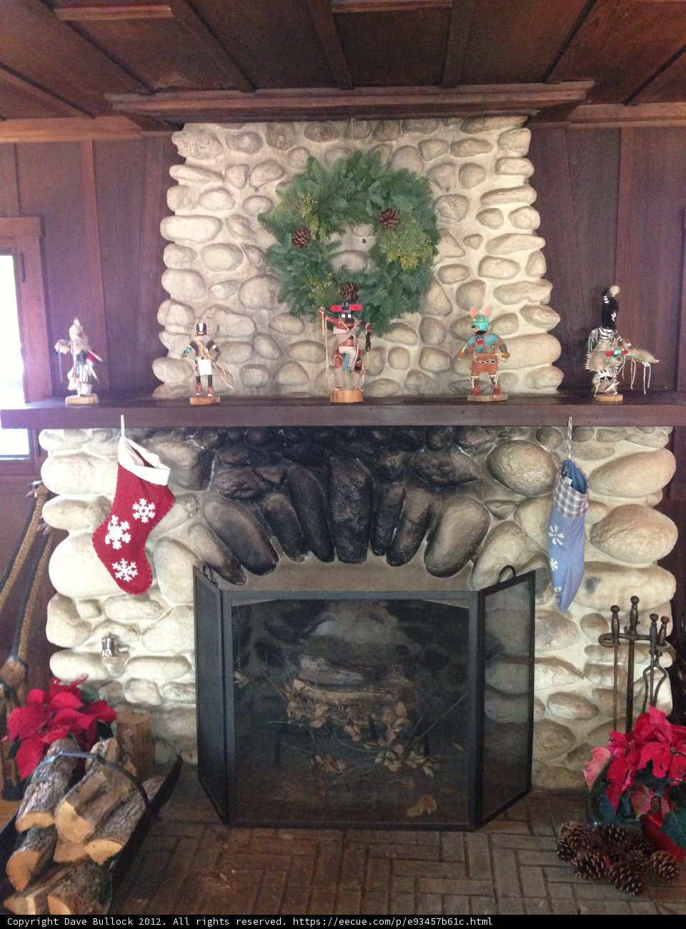 Cozy Christmas Fireplace