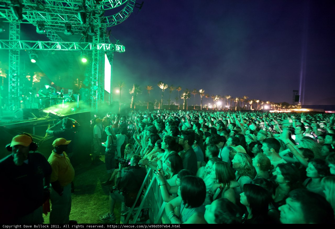 Green Lights Illuminate Energetic Crowd at Coachella