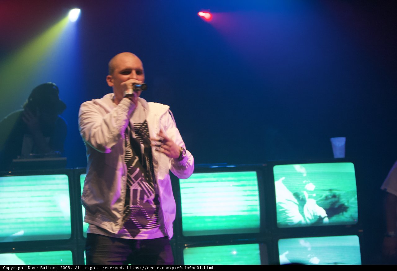 Spotlight on the Entertainer