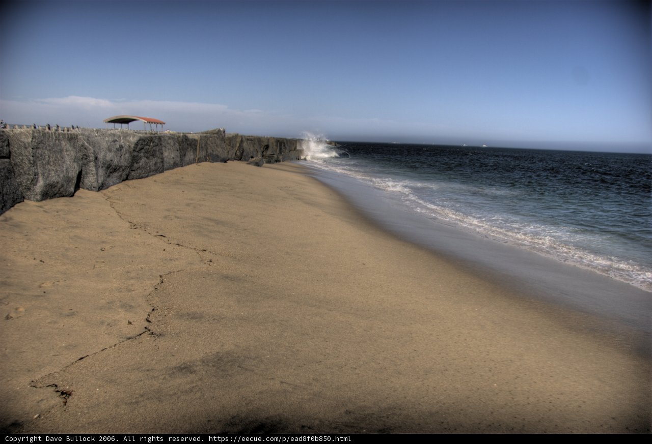 A Serene Beachscape