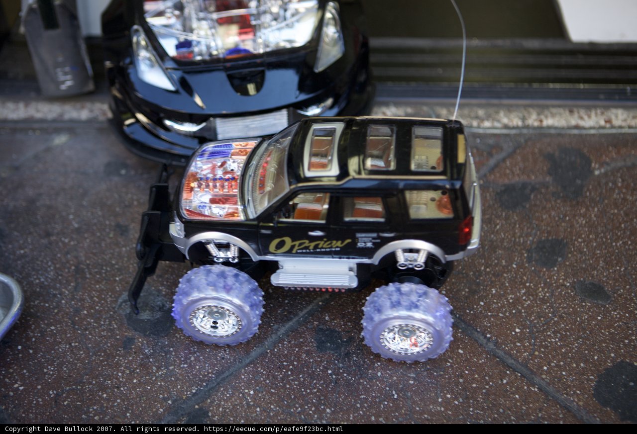 Spoke Machine Toy Vehicle with Alloy Wheels