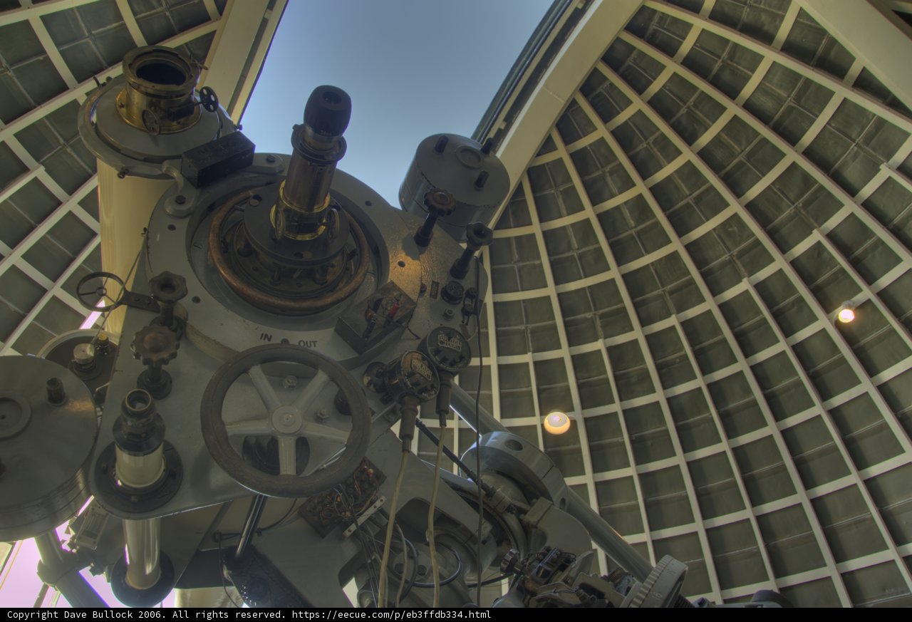 A Majestic Telescope in a Spectacular Planetarium