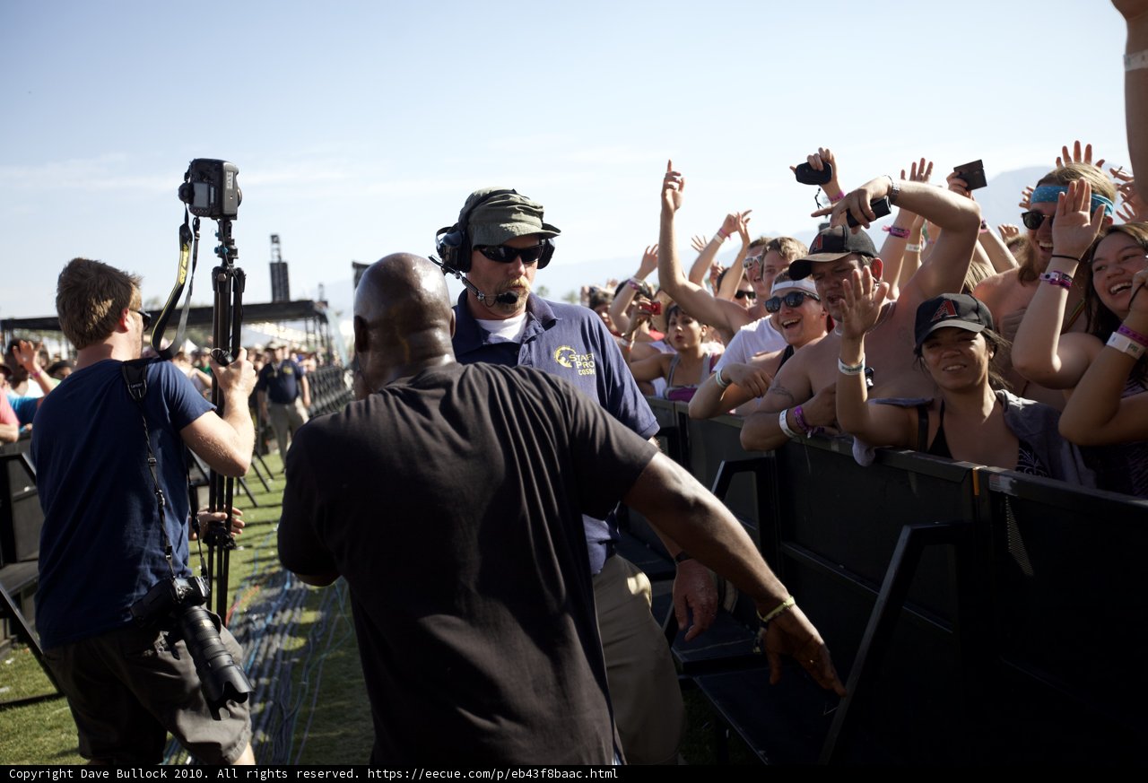 Man Gives Inspiring Speech to Crowd at Coachella