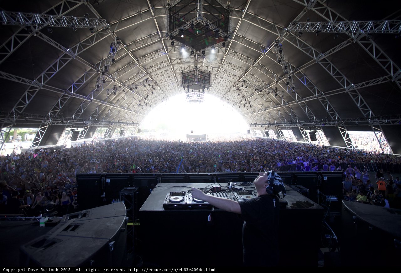 DJ Takes Center Stage at Coachella Weekend 2