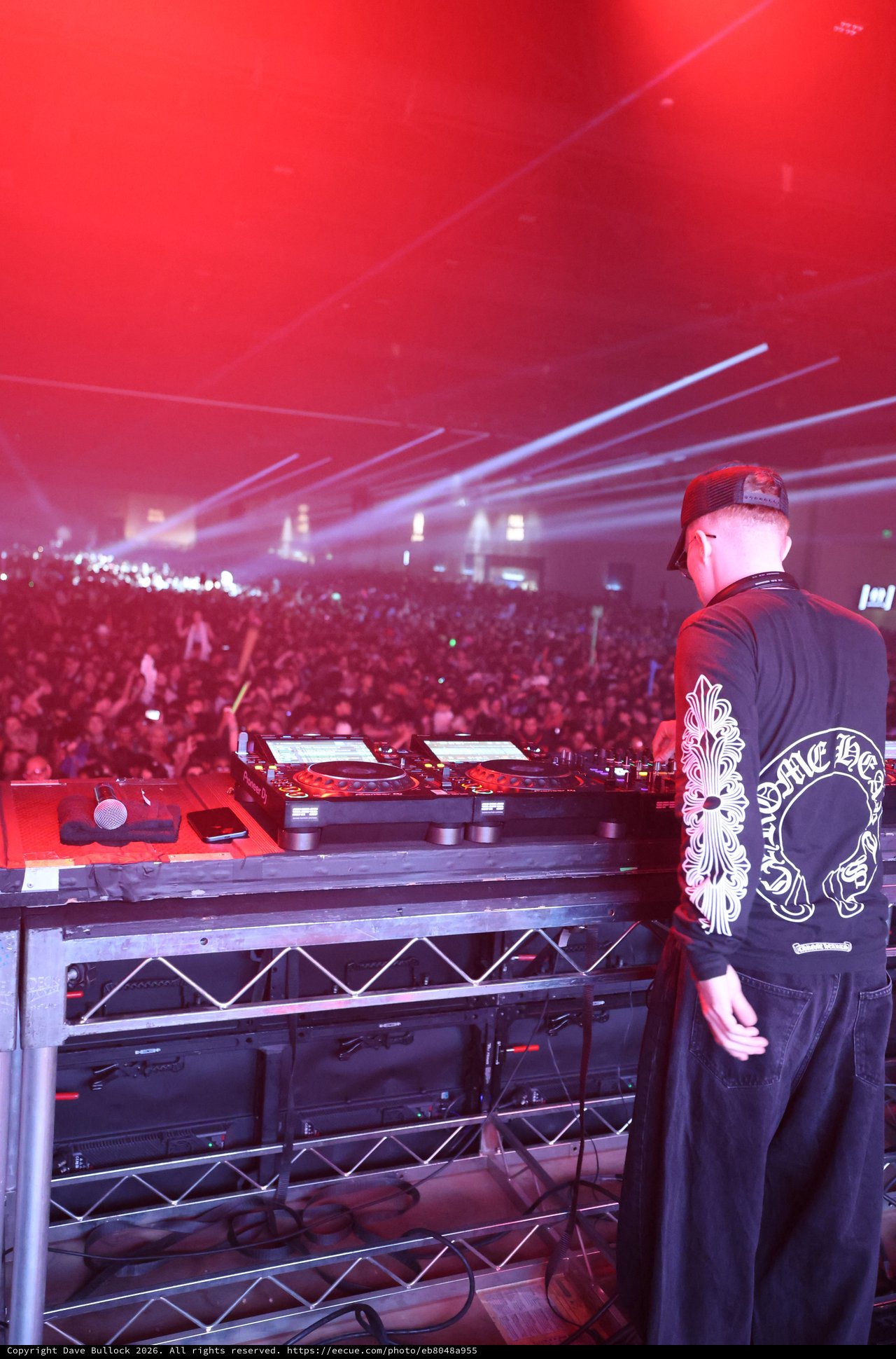 DJ Commands Massive Crowd at Wobbleland 2026