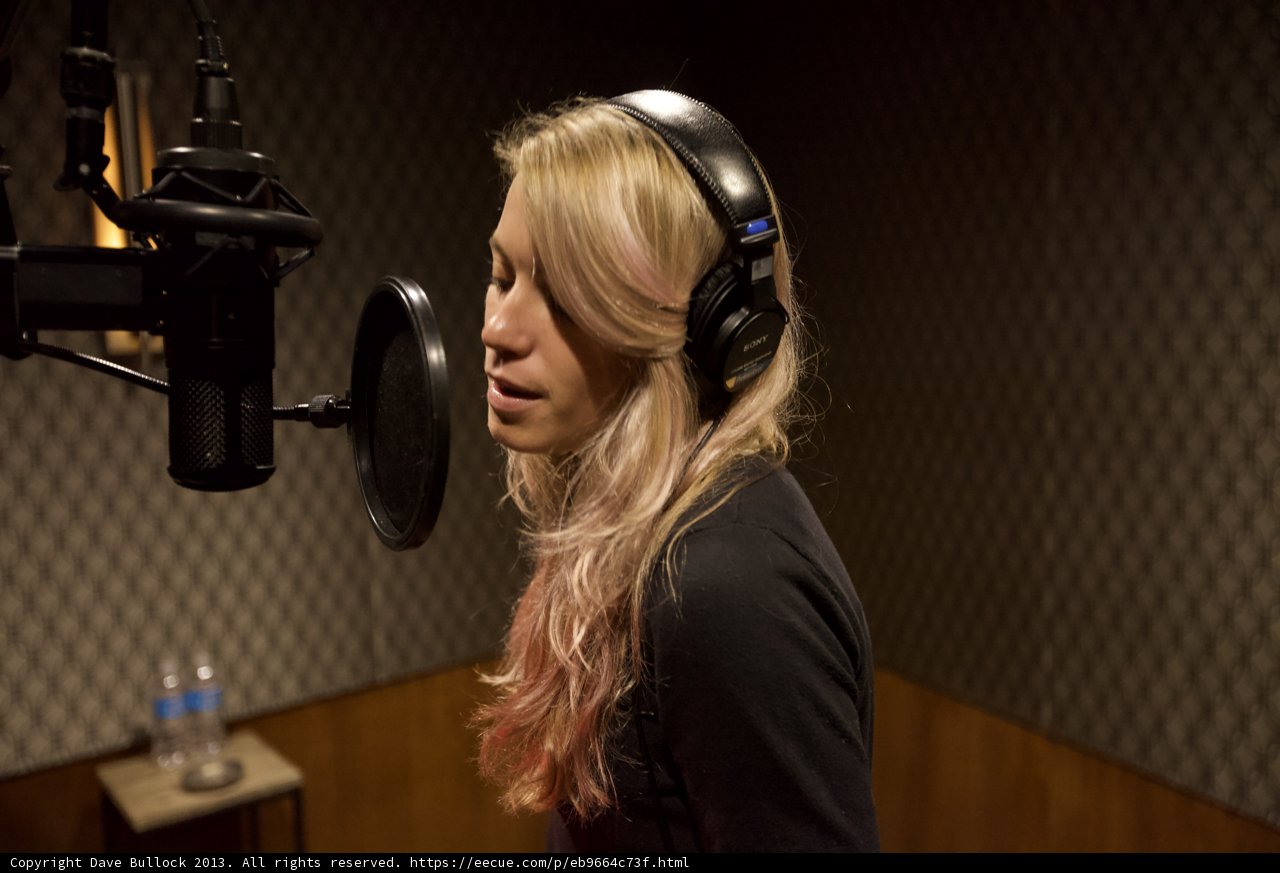 Pink-haired Singer Rocks the Studio