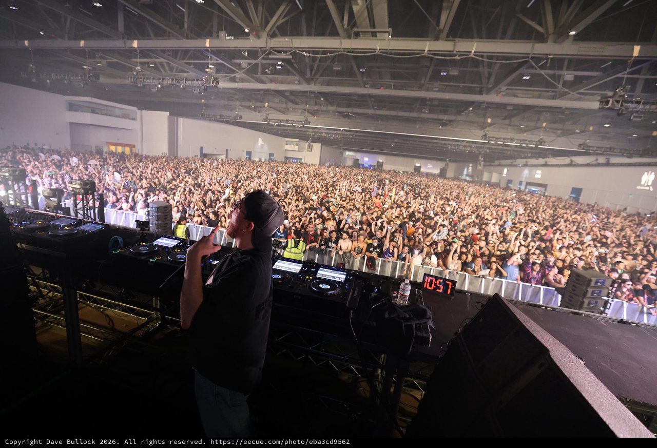 DJ Commands Massive Crowd at Wobbleland 2026