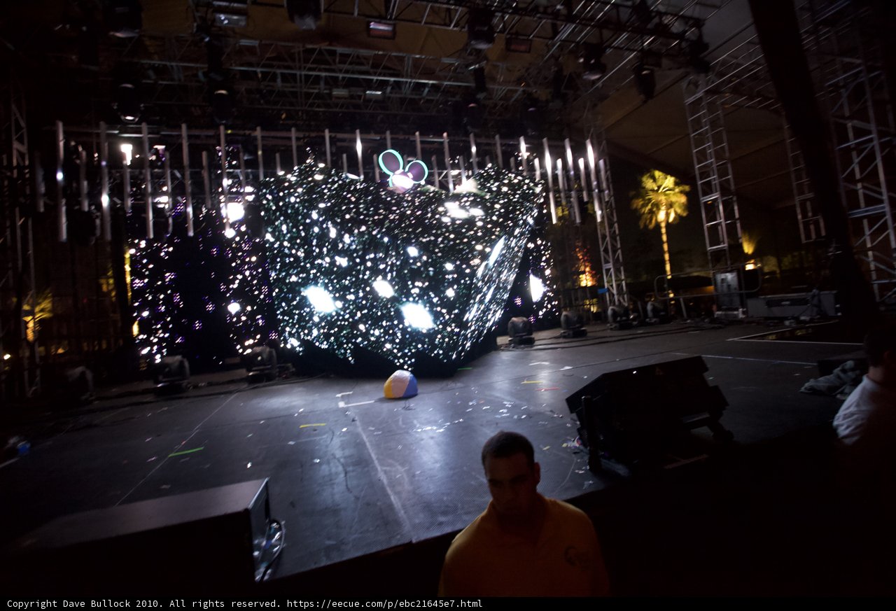 Lights and Performance on the Big Stage