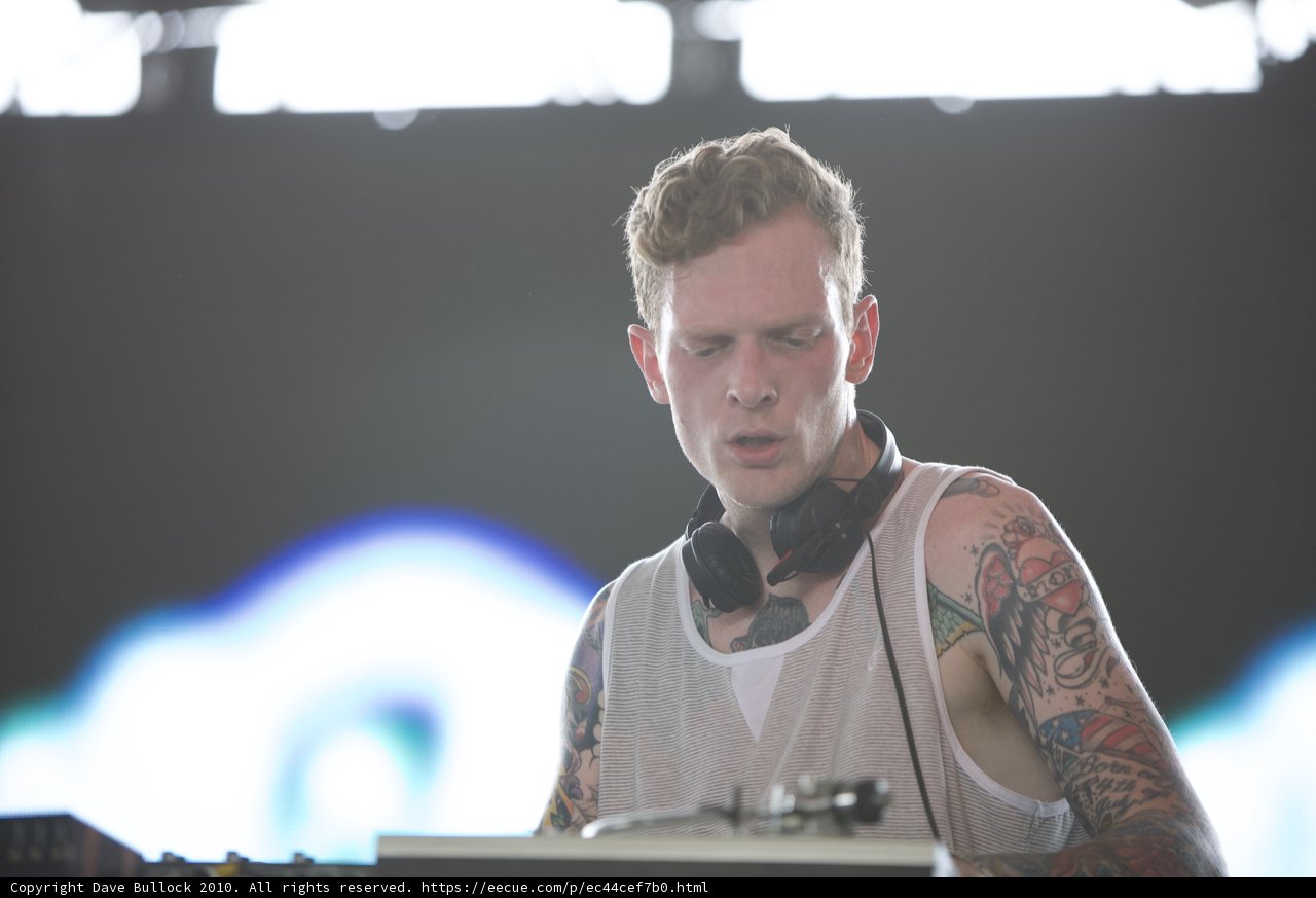 Tattooed DJ Takes Coachella by Storm