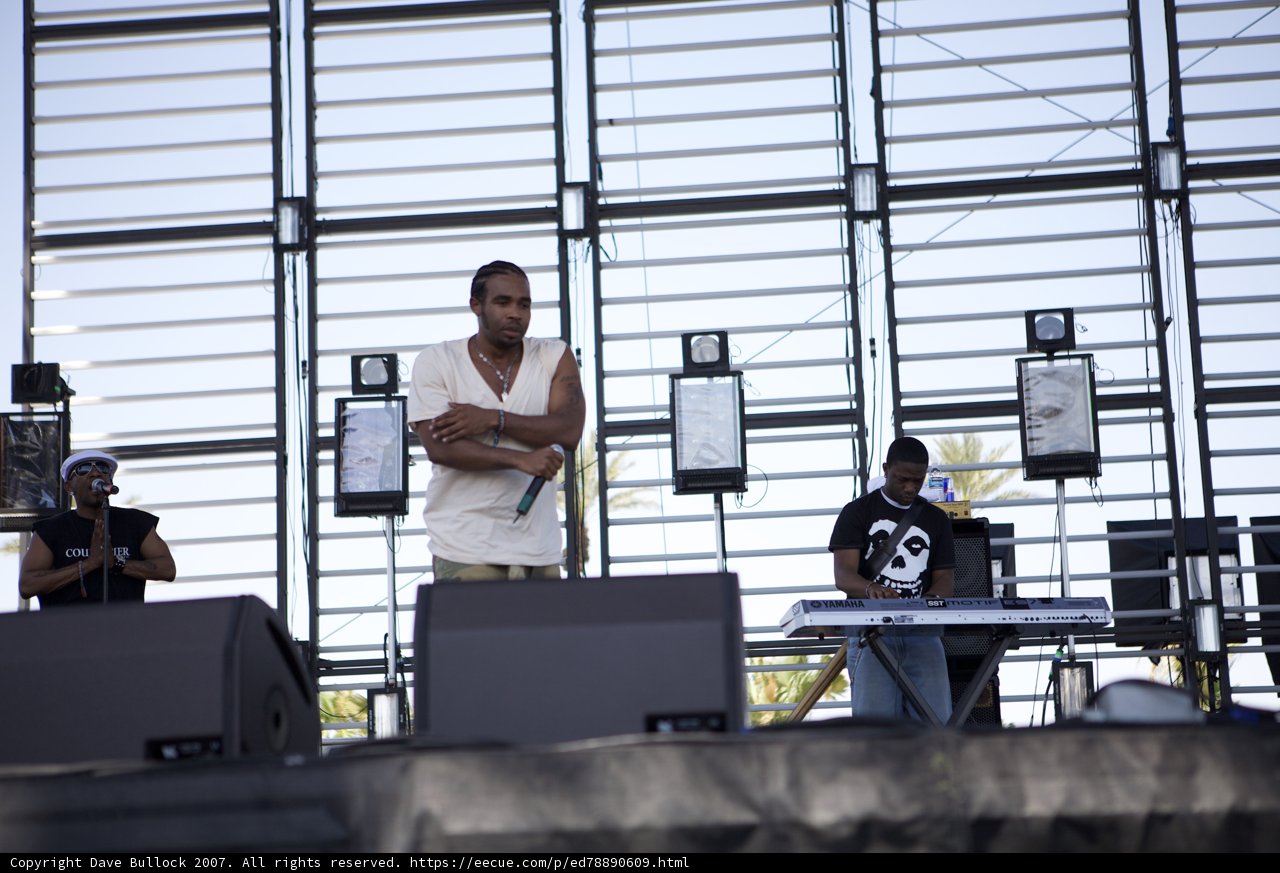 Pharoahe Monch Rocks the Stage with His Keyboard and Mic