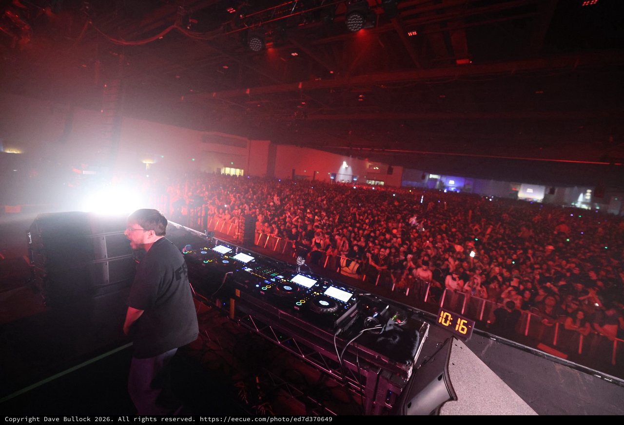 DJ Overlooks Massive Crowd at Wobbleland 2026