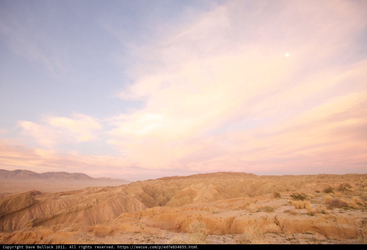Moonrise in the Desert