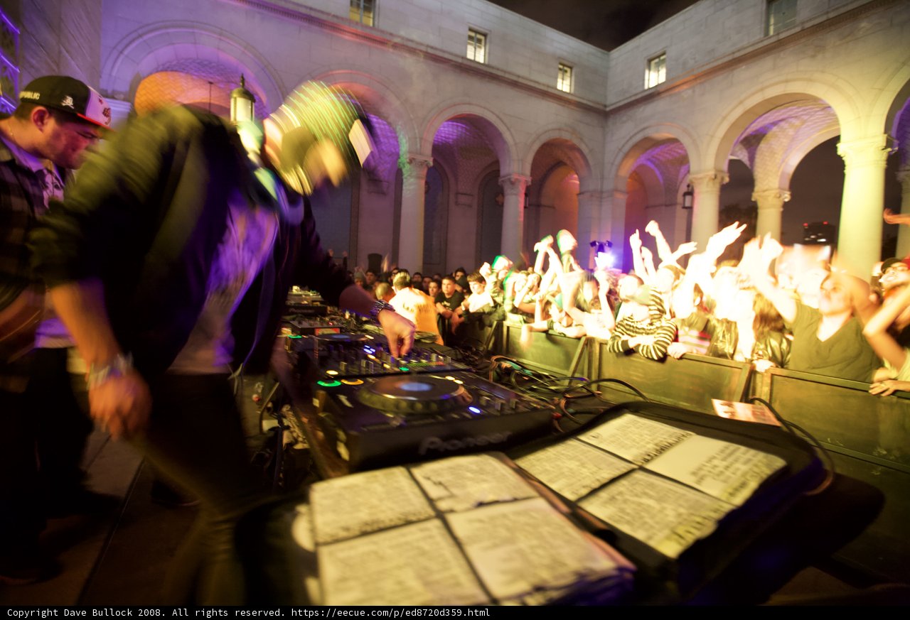 Urban DJ Lights Up the Club