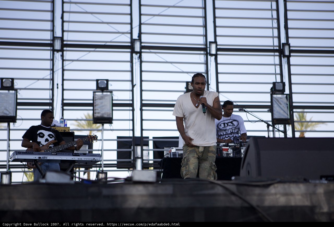 Pharoahe Monch Rocks the Stage with His Keyboard and Mic