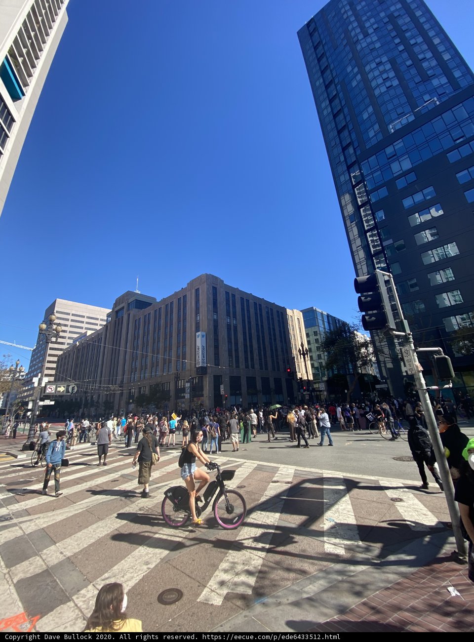 Urban Metropolis Bustle