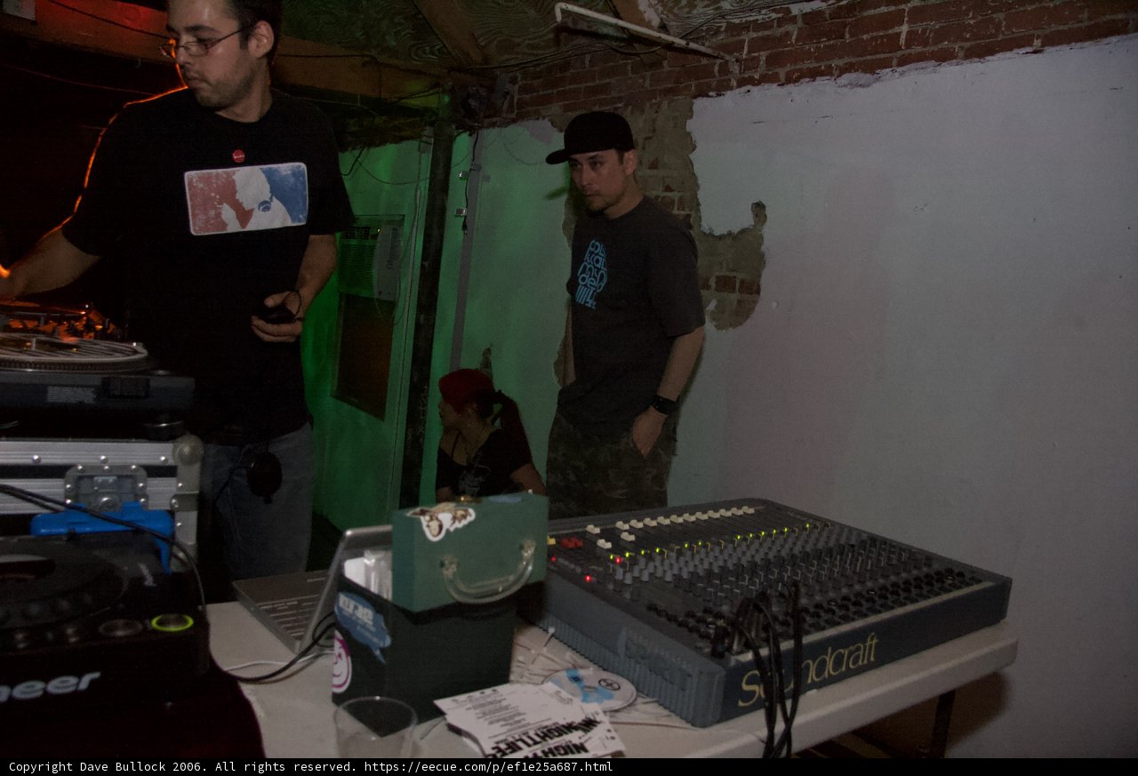 Jamming with the Deejay Duo