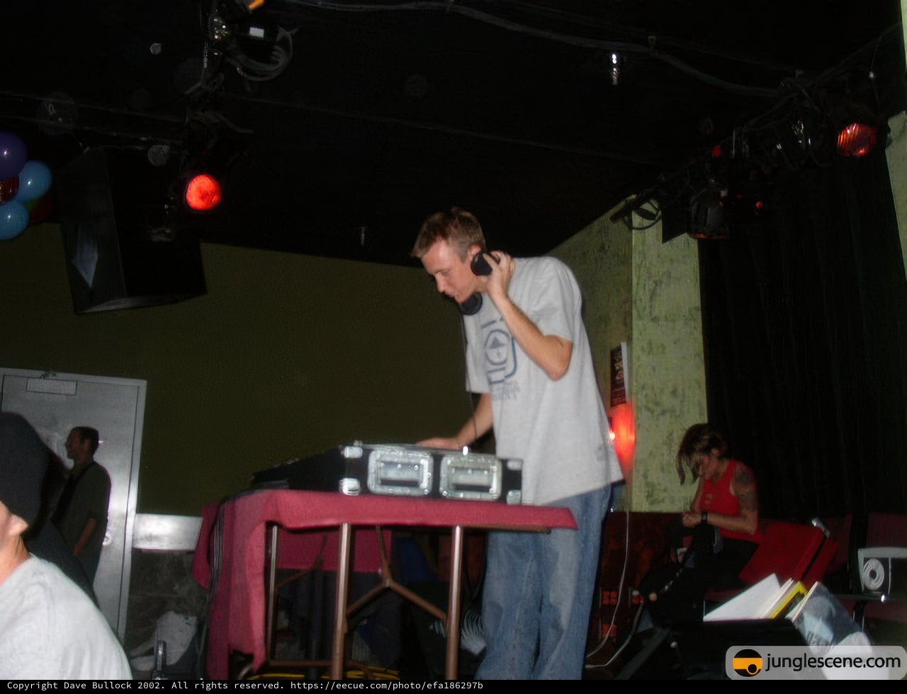 The Entertainer at Substance Nightclub