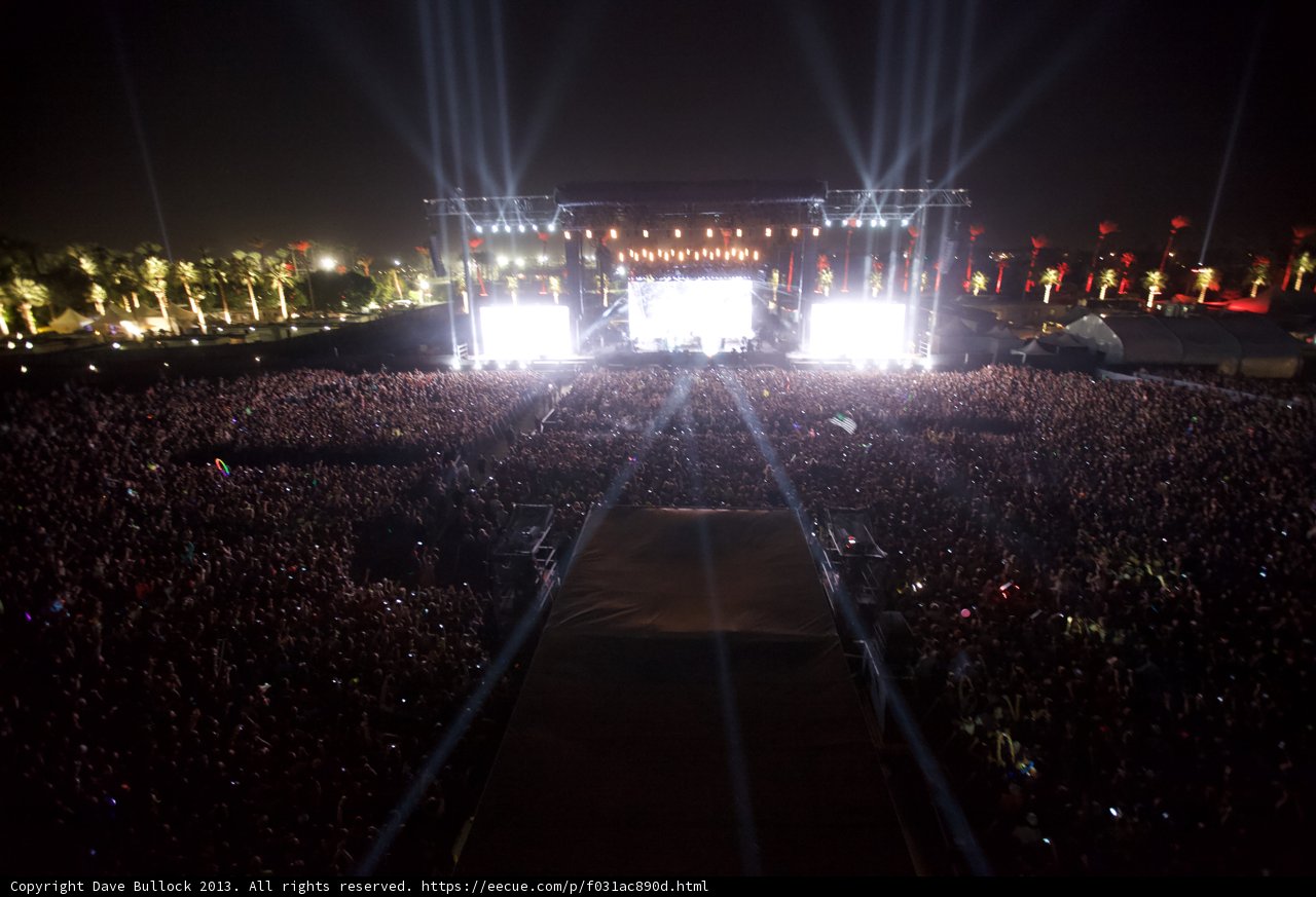 Bright Lights and a Booming Crowd at Coachella
