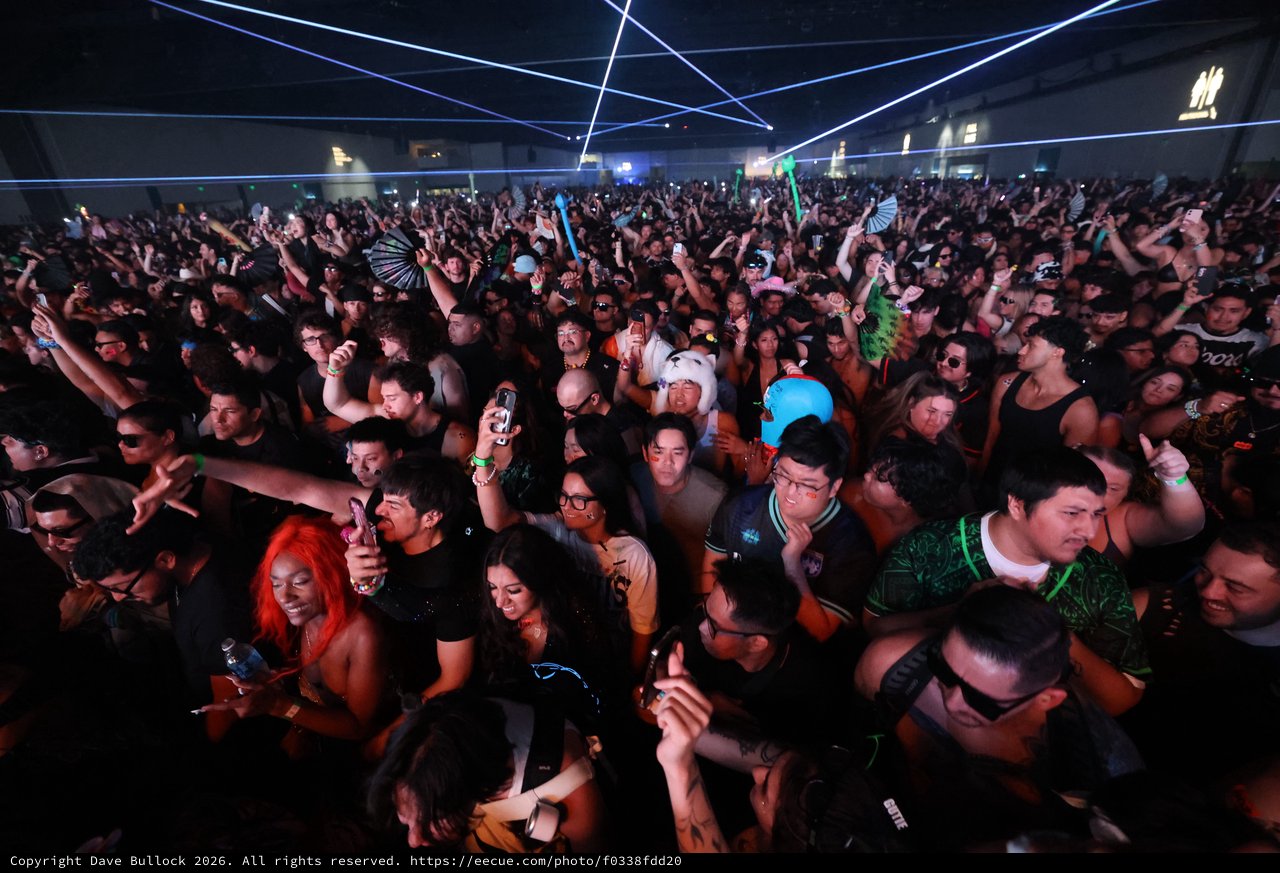 Massive Crowd Surges at Wobbleland 2026 Festival