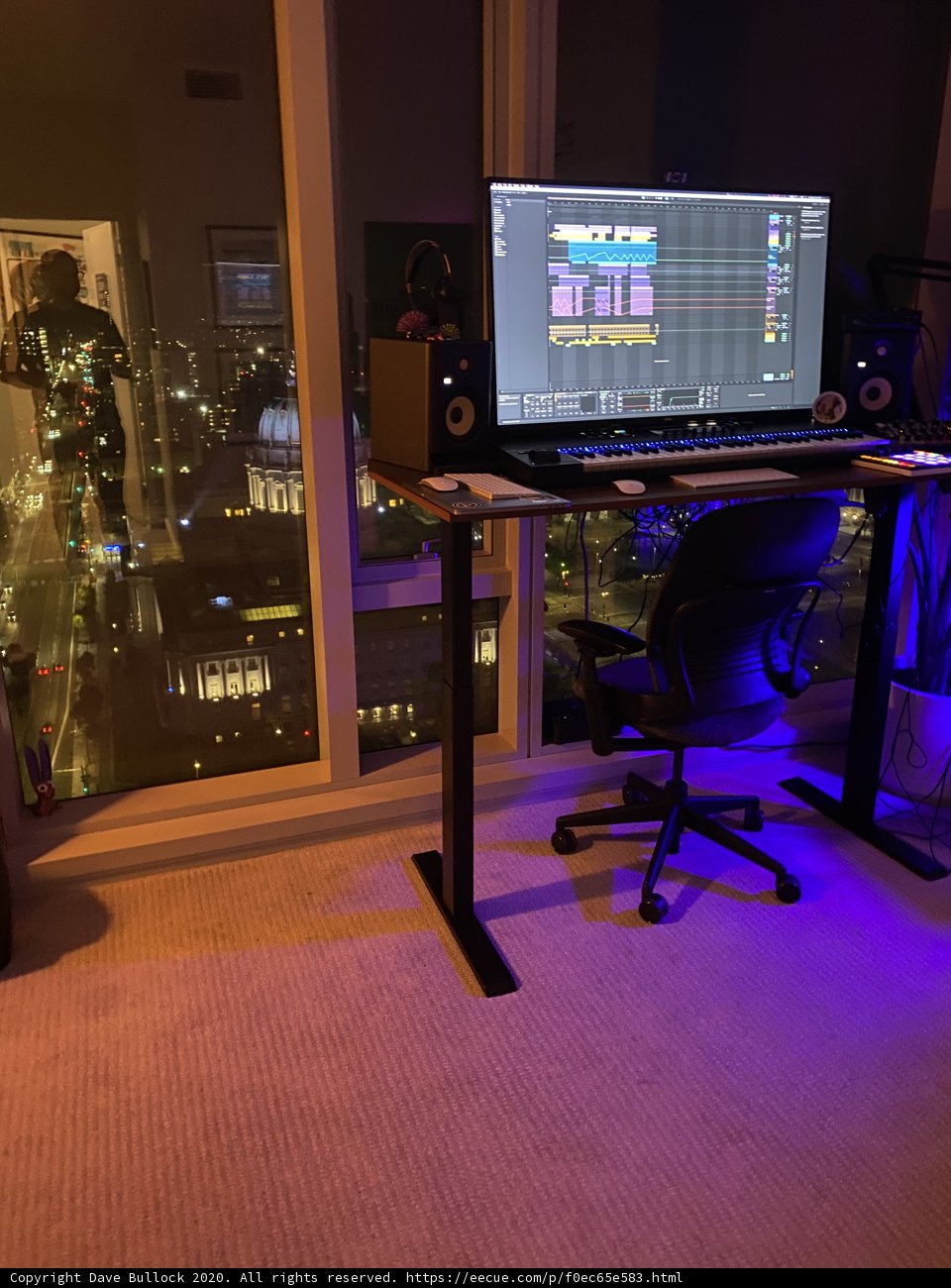 Window-view workspace