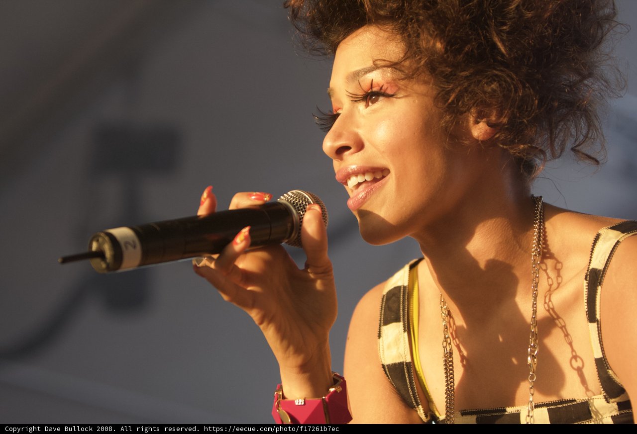 Coachella Songstress