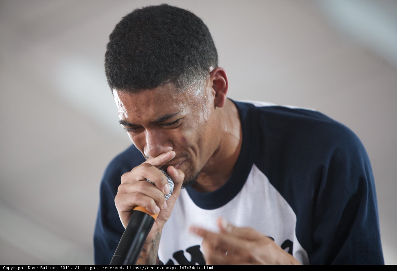 Hodgy Commands the Stage